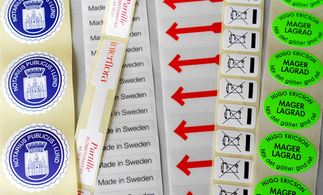 Runda etiketter för olika kunder